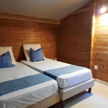 O Chalets De Provence Suze-la-Rousse Room photo