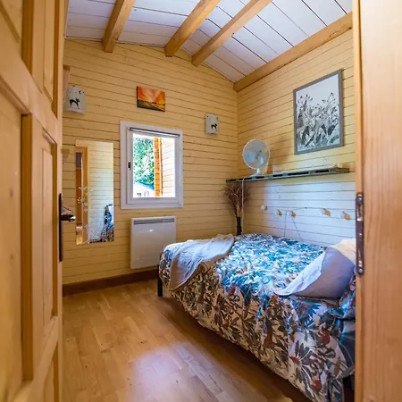O Chalets De Provence Suze-la-Rousse Room photo